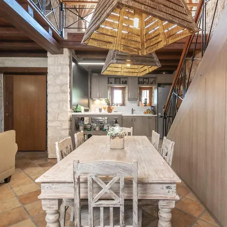 Zeza Villa *