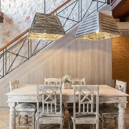 Zeza Villa